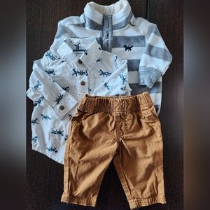 Carter's - 3 piece bundle in size 3 months